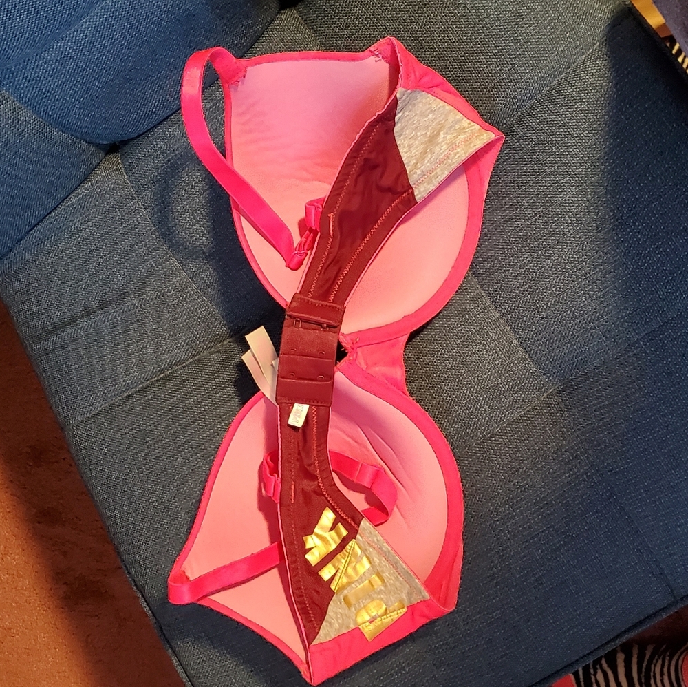 PINK bra
